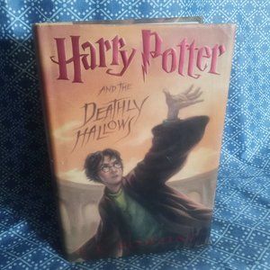 🪄 Harry Potter and the Deathly Hallows by J.K. Rowling 🪄